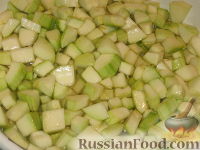 Фото приготовления рецепта: Кабачковое варенье "Под ананас" - шаг №2