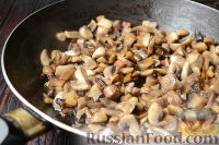 Фото приготовления рецепта: Жюльен из курицы с грибами - шаг №5