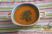 Фото приготовления рецепта: Томатный суп-пюре из фасоли, с вермишелью - шаг №8