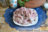 Фото приготовления рецепта: Жюльен со свининой, в хлебе - шаг №4