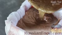 Фото приготовления рецепта: Творожная пасха с шоколадом и орехами - шаг №6