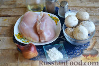Фото приготовления рецепта: Запеченные блины с курицей и шампиньонами - шаг №2