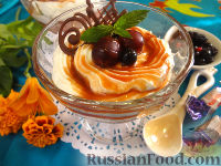 Фото приготовления рецепта: Творожный десерт с крыжовником и карамелью - шаг №10