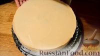 Фото приготовления рецепта: Фруктовый торт с масляно-заварным кремом - шаг №11