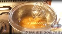 Фото приготовления рецепта: Торт "Медовик" - шаг №3