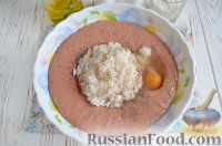 Фото приготовления рецепта: Экономные котлеты из печени и риса - шаг №3