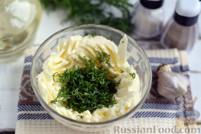 Печеночный рулет с маслом с зеленью – пошаговый рецепт приготовления с фото