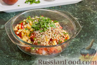 Фото приготовления рецепта: Салат с копченой курицей - шаг №10