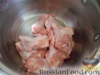Фото приготовления рецепта: Куриный суп с брокколи - шаг №2