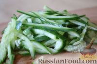 Фото приготовления рецепта: Салат из морской капусты с кунжутом - шаг №4