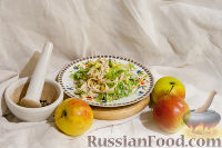 Фото приготовления рецепта: Салат с индейкой, яблоками и кукурузой - шаг №10