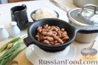 Фото приготовления рецепта: Рис с фасолью и беконом - шаг №12
