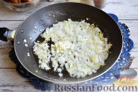 Фото приготовления рецепта: Суп с белыми грибами и сливками - шаг №9
