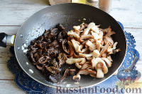 Фото приготовления рецепта: Суп с белыми грибами и сливками - шаг №15