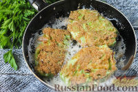 Фото приготовления рецепта: Конвертики из молодой капусты с сыром - шаг №9