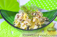 Фото к рецепту: Салат с кальмарами и грибами