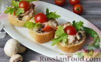 Фото к рецепту: Горячие бутерброды с ветчиной, грибами и сыром
