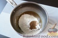 Фото приготовления рецепта: Ржаные пряники с мёдом - шаг №4