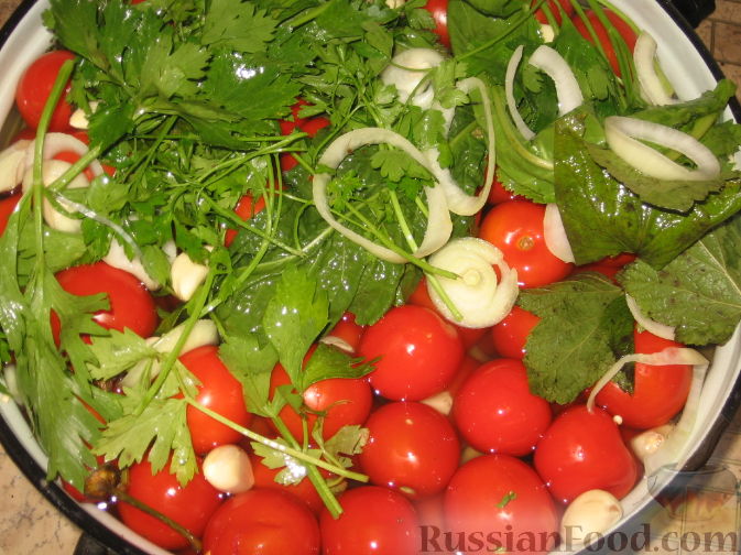 Солёные помидоры (быстрый засол) — рецепт с фото и видео
