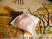 Фото приготовления рецепта: Варенье из арбузных корок - шаг №2