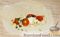 Фото приготовления рецепта: Чебуреки с рисом, яйцом и зеленью - шаг №14