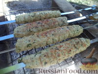 Фото приготовления рецепта: Люля-кебаб из курицы и свинины - шаг №10