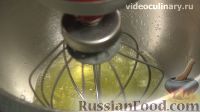 Фото приготовления рецепта: Меренги со сливками и клубникой - шаг №2