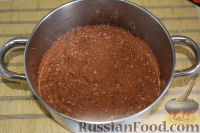 Фото приготовления рецепта: Рис с курицей и сладким перцем в томатном соусе (на сковороде) - шаг №8