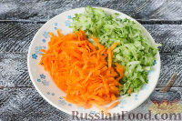 Фото приготовления рецепта: Салат из огурцов (на зиму) - шаг №2
