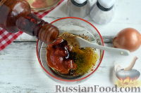 Фото приготовления рецепта: Курица, запеченная в пикантном маринаде, с картофелем - шаг №2