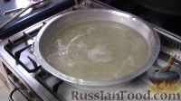 Фото приготовления рецепта: Варенье из черной смородины - шаг №2