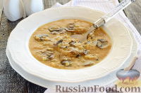 Фото приготовления рецепта: Шотландский грибной суп с овсяными хлопьями - шаг №10