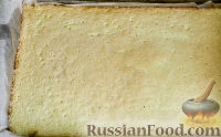 Фото приготовления рецепта: Салат с колбасой, кукурузой, сыром, яичными блинчиками и сухариками - шаг №1