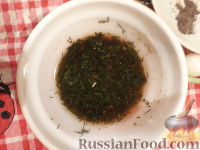 Фото приготовления рецепта: Овощной салат с брынзой и сухариками - шаг №2