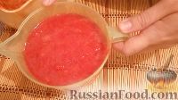 Фото приготовления рецепта: Варенье из клубники на зиму (без варки) - шаг №2