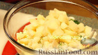 Фото приготовления рецепта: Картофельный салат с яйцами - шаг №7