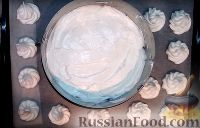 Фото приготовления рецепта: Торт "Павлова" - шаг №5