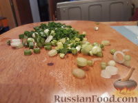 Фото приготовления рецепта: Запеченный картофель с чесноком - шаг №5
