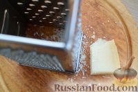 Фото приготовления рецепта: Тыква, запечённая с сыром, в беконе - шаг №5