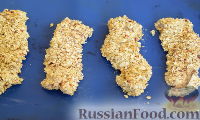 Фото приготовления рецепта: Куриные палочки в овсяной панировке - шаг №7
