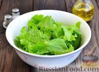 Фото приготовления рецепта: Овощной салат с тунцом - шаг №2