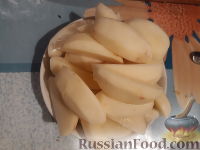 Фото приготовления рецепта: Жареный картофель с луком - шаг №3