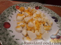 Фото приготовления рецепта: Каша кукурузная с маслом и яйцом - шаг №4