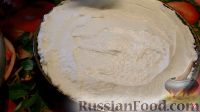 Фото приготовления рецепта: Баклажаны, запечённые с мясным фаршем и луком в томатном соусе - шаг №2