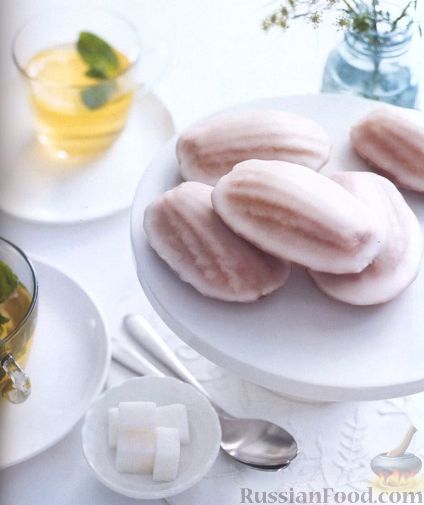 Рецепт Ванильное печенье «Мадлен» в розовой глазури