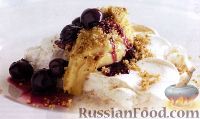 Фото к рецепту: Десерт «Павлова» с белым шоколадом