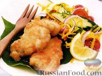 Фото к рецепту: Рыба в кокосовом кляре и салат из манго