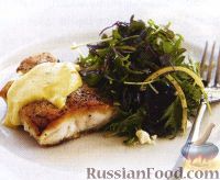 Фото к рецепту: Рыба под оливковым голландским соусом и салат из свеклы и сыра фета