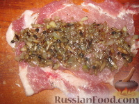 Фото приготовления рецепта: Свиные рулетики с грибами - шаг №3