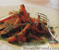 Фото к рецепту: Салат из жареного батата и говядины